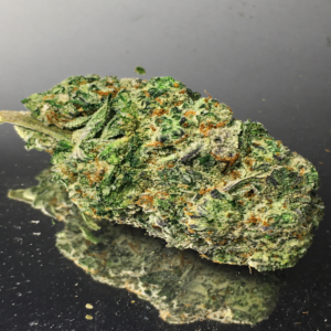 "Value Weed" Crystal Coma - Hybrid 30% Indica / 70% Sativa - THC 28%